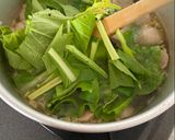 Foto langkah ke 4 dari resep Easy Cooking: Simple Indonesian Meatball Soup (Bakso Kuah).
