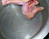 A picture of step 1 of Chicken macaroni soup.