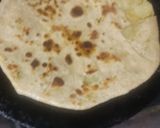 A picture of step 3 of Aloo ka paratha.