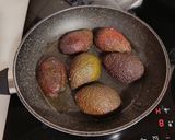 Foto del paso 1 de la receta: Aguacate braseado con salsa de yogurt y pico de gallo