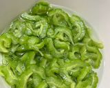 Foto langkah ke 1 dari resep Tumis Pare Teri Simple.