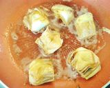 Foto del paso 11 de la receta Salchichas al vino blanco con alcachofas y champiñones