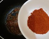 A picture of step 5 of Bhindi curry/ladies finger curry.