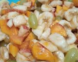 A picture of step 4 of Seasonal fruit chaat.