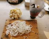 Foto del paso 4 de la receta: Bistec con papas en chile morita