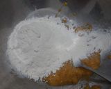Foto langkah ke 3 dari resep Bolu pisang kukus (tanpa mixer, tanpa oven).