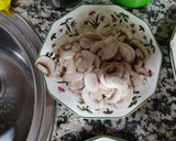 Foto del paso 2 de la receta: Pollo con tallarines estilo chino receta propia