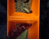 A picture of step 2 of Spicy banana curry.