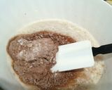 A picture of step 3 of 5 minute cake in frying pan(Swiss roll).