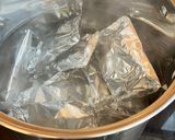 Foto del paso 3 de la receta: Tamal de Papá con Atún