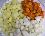 عکس مرحله 2 از دستور سوپ کلم قمری