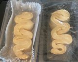 A picture of step 20 of Fluffy puff pastry butter loaf (with butter glaze).
