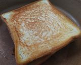 Foto langkah ke 5 dari resep Sandwich Telur Abon Klasik.
