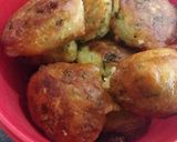 A picture of step 4 of Mysore bajji.