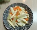 最經典紅蘿蔔筊白筍的食譜步驟3照片