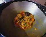 A picture of step 4 of Turai-Mushroom Curry.