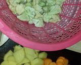 Foto langkah ke 1 dari resep 1. Sop Kembang Kol (kesukaan anak,simpel&praktis).