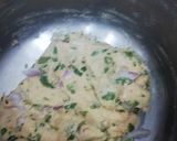 A picture of step 3 of Dal & Methi Paratha.