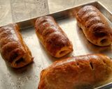A picture of step 6 of 2 Ingredients Sausage Rolls.