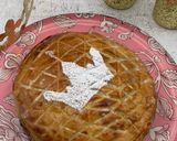 Une image de l'étape 6 de Galette à la crème d’amandes/pistache et griottes.