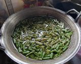 Foto langkah ke 1 dari resep Urap Sayur.