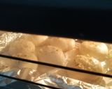 A picture of step 11 of Pizza bombs.