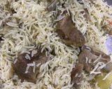 A picture of step 5 of Yakhni beef pulio.