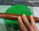 A picture of step 4 of ROSE SHAPED SWEET/PEDA.