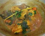 Foto langkah ke 5 dari resep Ayam rica pedas kemangi.