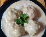 চিকেন বলস ইন চীজি হোয়াইট সস (chicken ball in cheesy white sauce recipe in Bengali) রেসিপির ধাপ 4 ছবি