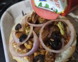 A picture of step 6 of Mushroom Cheese Burger.