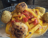 Foto del paso 12 de la receta: Espagueti🍝 de calabacín🥒amarillo💛 con albóndigas🍘🥫🍳🥕🌰 de atún!!!