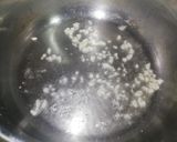 Kolbászos tojásrántottával göngyölt hús paradicsomszószban recept fázis 5 fotója
