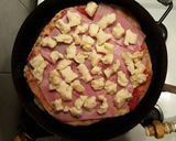 Foto del paso 3 de la receta: Pizza 3 quesos al disco