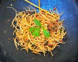 A picture of step 3 of Stir fry pasta.