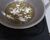 Foto langkah ke 1 dari resep Sambal Cumi Asin.