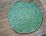 A picture of step 1 of Palak Katori Matar Chaat.
