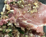 Foto del paso 2 de la receta: Chuletas de cerdo al horno