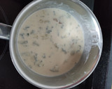 Foto del paso 4 de la receta: Palitos de pollo con bacon y salsa gorgonzola