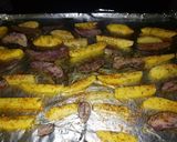 Foto del paso 8 de la receta: Salmón con alcaparras y camarón acompañado de papas bravas