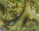 Foto del paso 2 de la receta: Brócoli al ajo