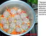 Foto del paso 10 de la receta: Albóndigas de carne con fideos caseros 🍝