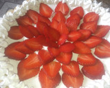 Foto del paso 6 de la receta: Tarta de Frutillas con crema 🍓