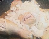 Foto del paso 2 de la receta Muslos de pollo en salsa