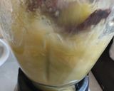 A picture of step 1 of Chicken in Pasilla Chile Sauce.