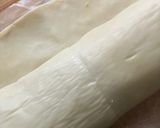 Foto del paso 7 de la receta: Rollitos de hojaldre con tres quesos y pera
