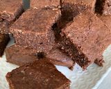 Foto del passaggio 3 della ricetta Brownies estivo banana e cocco