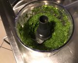 Une image de l'étape 2 de Tartinade de cresson à l'ail, oignon et épices (recette anti gaspi).