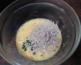 Foto del paso 2 de la receta: Tortilla de papas con pata asada y cilantro