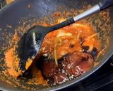 Foto langkah ke 7 dari resep Udang saus padang.